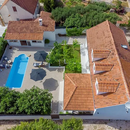 Bellezza Villa *