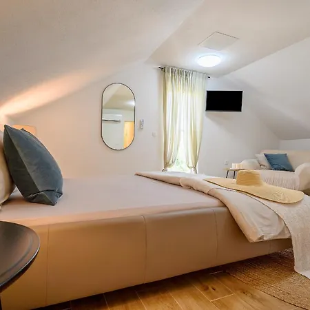 Bellezza * Milna (Brac)