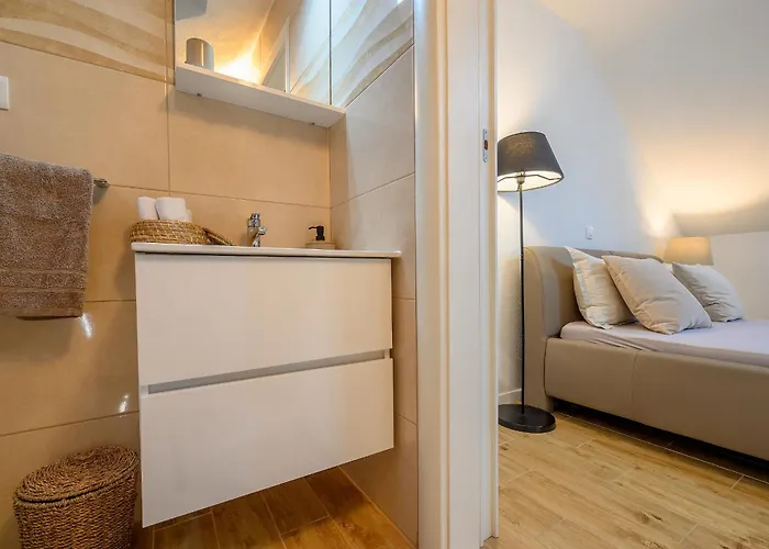 Bellezza * Milna (Brac)